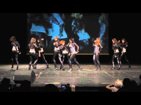 Topix 2011 - DogmA - S1J3 [SNSD - Run Devil Run]