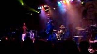 Mae - Sometimes I Can&#39;t Make It Alone