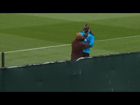 INSIDE CITY 29: Kolo v Yaya at Cricket and shooting practice in training- HD
