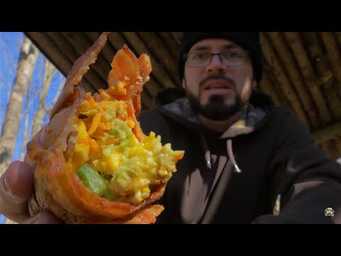 Bushcraft Camp : Bacon Weaved Breakfast Taco (Campfire Cooking)