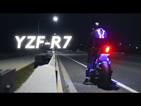YZF-R7 2022 Start-up & Fly-by (Walk Around)
