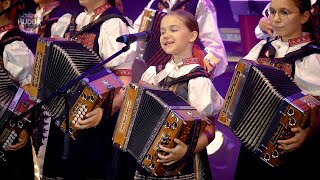 Download lagu Harmoniková akadémia Jozefa Opatovského: Arabela #HudbaBezHraníc #Arabela #slovakmusic #slovakia mp3