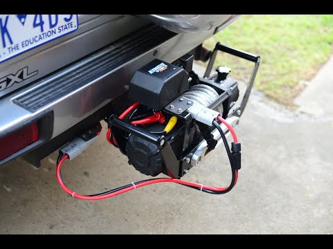 Removable Hitch-Mounted Winch for Toyota Prado