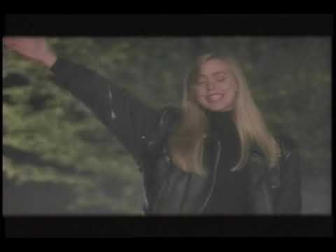 Julie Masse - Les idées noires (Vidéoclip officiel)