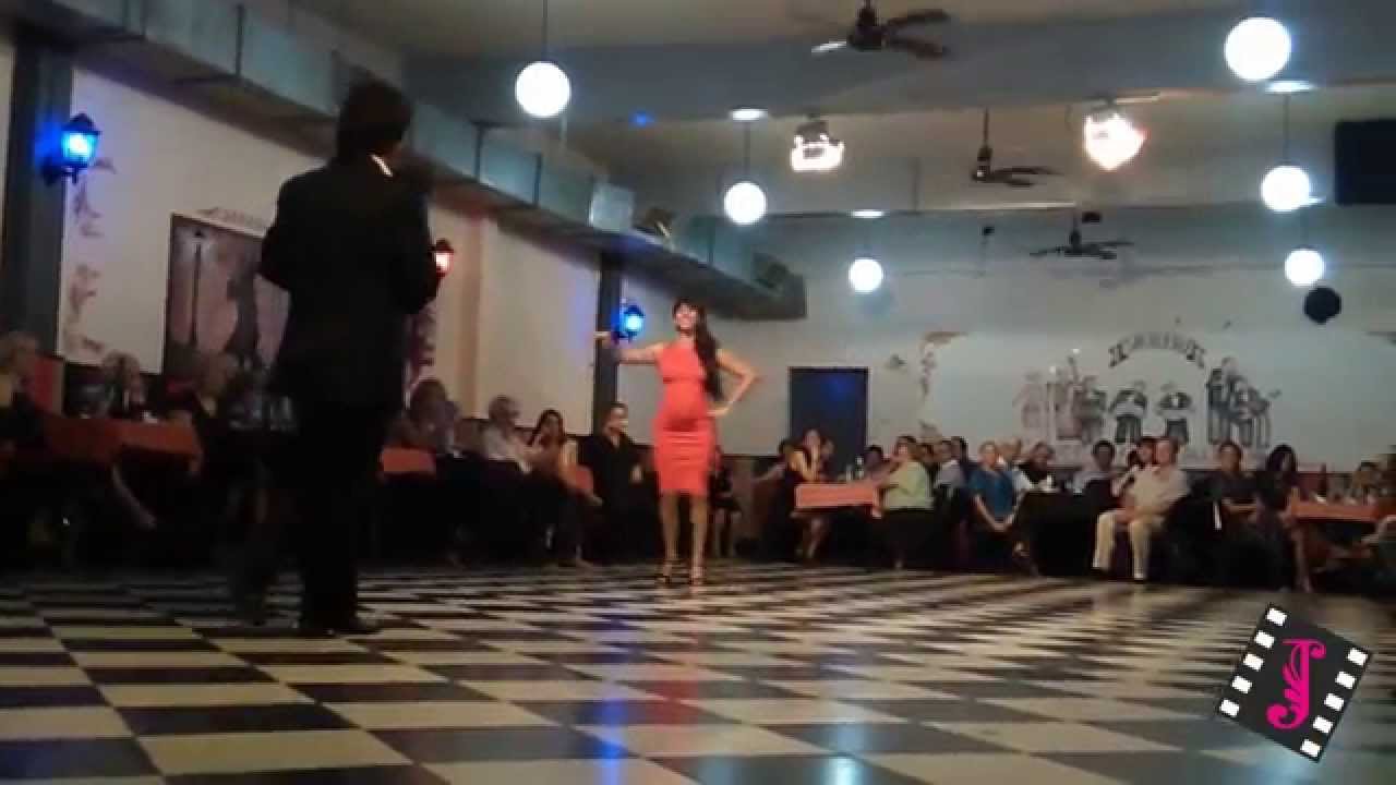 NATACHA POBERAJ Y MANUEL LORENZO en el Sin Rumbo (Vals)