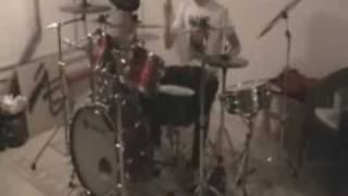 Download lagu alesana - apology (drum cover) mp3