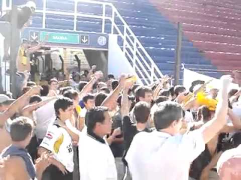 "Entrada de la Barra de Agronomia en San Lorenzo, vs. Estudiantes." Barra: La Barra de Agronomia • Club: Club Comunicaciones