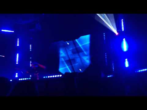 Deetox ft MC Nolz - Trigger @ Loudness '13