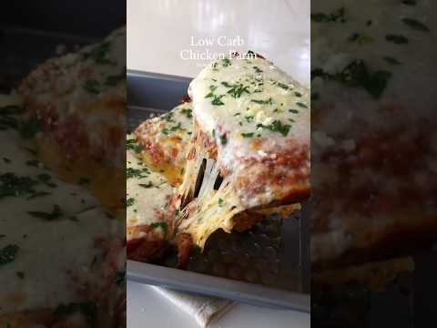 Crispy low carb chicken parm 🤤#lowcarbchicken #chickenrecipe #glutenfree #ketorecipes