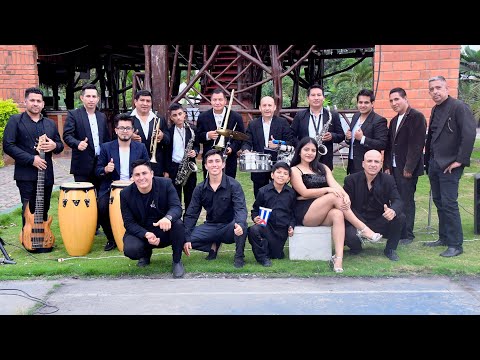 EL COMBO DE VAZQUEZ | UNA COPA DE ALCOHOL