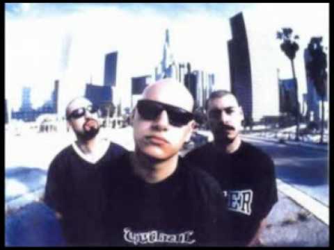 Psycho Realm - Narcos y Pericos