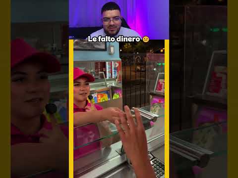 Ahí tiene calculadora pero usa su teléfono 💀