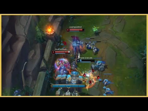 Can This Consider As a Vayne Outplay | League of Legends Clip