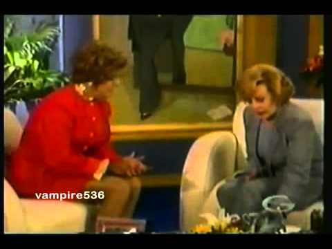 Derbez en Cuando Mujer, Cosas de la Villa Real PT  1