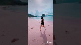 Download lagu 18 😎Artis indonesia, lagi Liburan(4) mp3