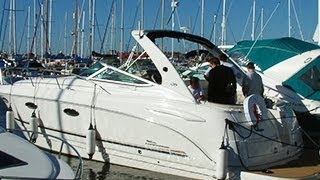 preview picture of video 'Chaparral Signature 320 Seas the Moment off Abersoch (North Wales)'