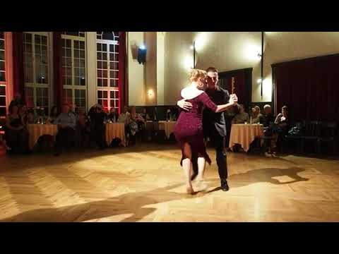 “Danzarín” A. Troilo. Maricel Giacomini, Bruno Gibertoni. Academia “La Flor del Tango” Braunschweig