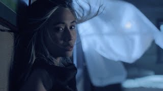 Niki - Blue Moon video