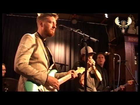 The Dynamite Bluesband - You don't love me -   live at bluesmoose café