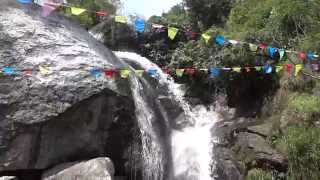preview picture of video 'Kids Playing in Waterfall Near Phutung Village, Nepal, Pt 2'