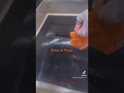 Popeyes Blackened Chicken 🐔 Sandwich #subscribe #food