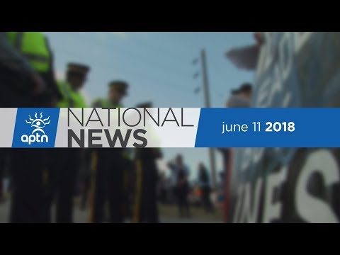 APTN National News June 11, 2018 – Helping regain culture with an app, Bush University graduation
