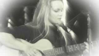 Bridge Over Troubled Water (Live at Pearl&#39;s)- Eva Cassidy.mp4