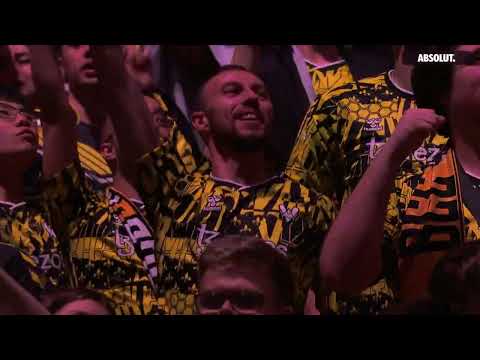 Vitality Zywoo 4K vs Into The Breach