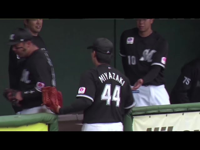 【ファーム】マリーンズ・宮崎竜成 二遊間に抜けそうなゴロを捕球しアウトにするファインプレー!! 2025年5月25日 東北楽天ゴールデンイーグルス 対 千葉ロッテマリーンズ