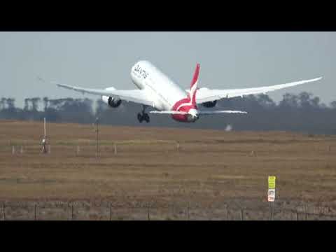 QANTAS🦘BOEING 787 DREAM)LINER QF21 TO DFW TAKE OFF RWY34 AT KILO FULL LENGTH🦅🦘🛫🛫🛫🛫🛫🛫🔊🦅
