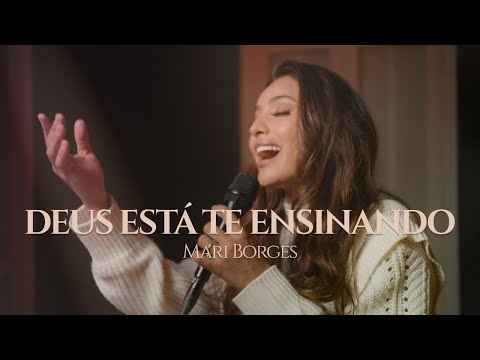 Deus Está Te Ensinando - Mari Borges [Cover]