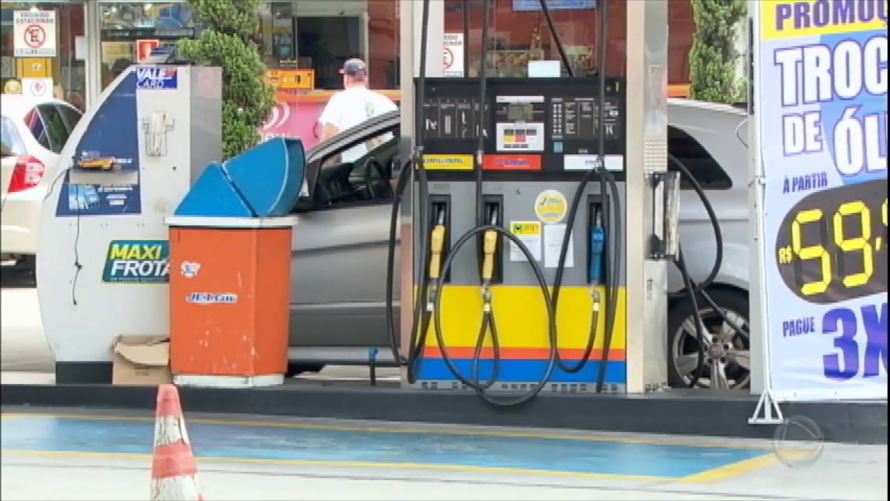 Watch Now Preço da gasolina é o mais alto desde 2004 no Brasil Preço da gasolina é o mais alto desde 2004 no Brasil