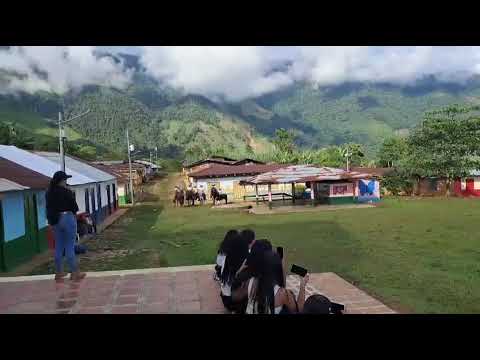 Él Aro Ituango Antioquia hoy domingo Altar de San Isidro 🏇🏇🐎🐎🤠🤠