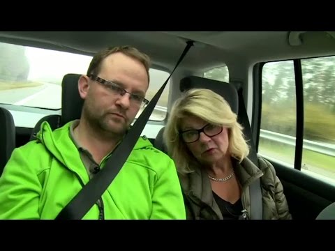 Lisbeth: "Christer ska släppa en kokbok med flug-mat" - Spring! (TV4)