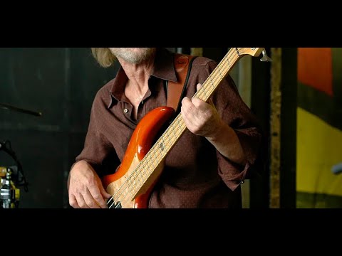 A Little Knowledge (Is A Dangerous Thing) - Tower Of Power - Isolated Bass with TAB