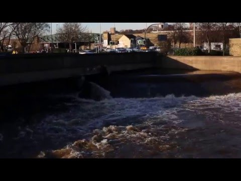 Wakefield Chantry Chapel & Bridge after heavy rain 27th December 2015