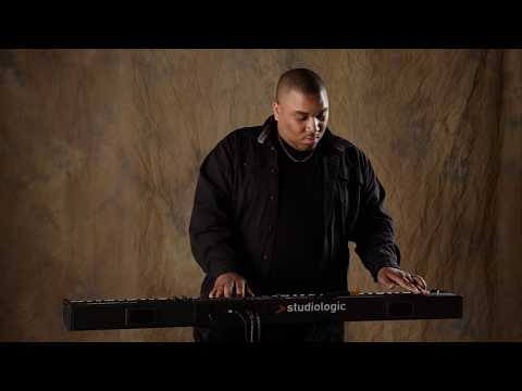 massmusiK Studiologic Numa Compaxt 2X