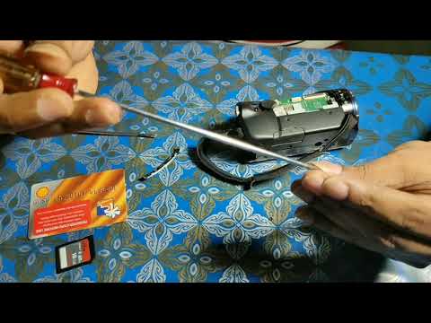 JVC Everio GZ-E10au camcoder opened
