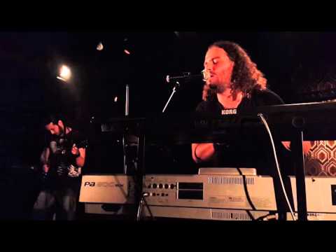 Shadowalls - Get Out Of Me (Live at Metro Al Madina)