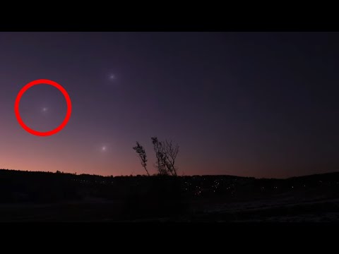 wisconsin ufo strange lights in the sky - december 24th 2022