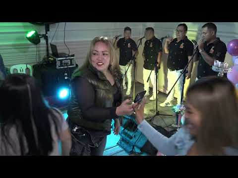 QUE PENA - CHRISTOFER Y LOS REALES DE LA CUMBIA...FELIZ CUMPLEAÑOS "EVELYN"