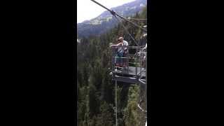 preview picture of video 'Benni Raich Brücke - Bungee jumping - Arzl in Pitztal 14 july 2013 - P1'