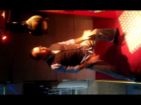 DJ Nuvo working hard