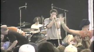 Poor Old Lu  "bones are breaking" (LIVE)