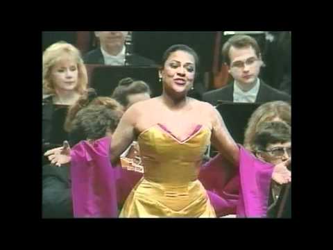 Kathleen Battle sings "Je marche sur tous les chemins" from Massenet's Manon