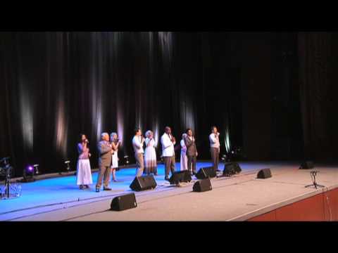 Heritage Singers / "God Will Take Care Of You" (Live from Prague)