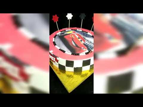 cartoon (cars) them cake