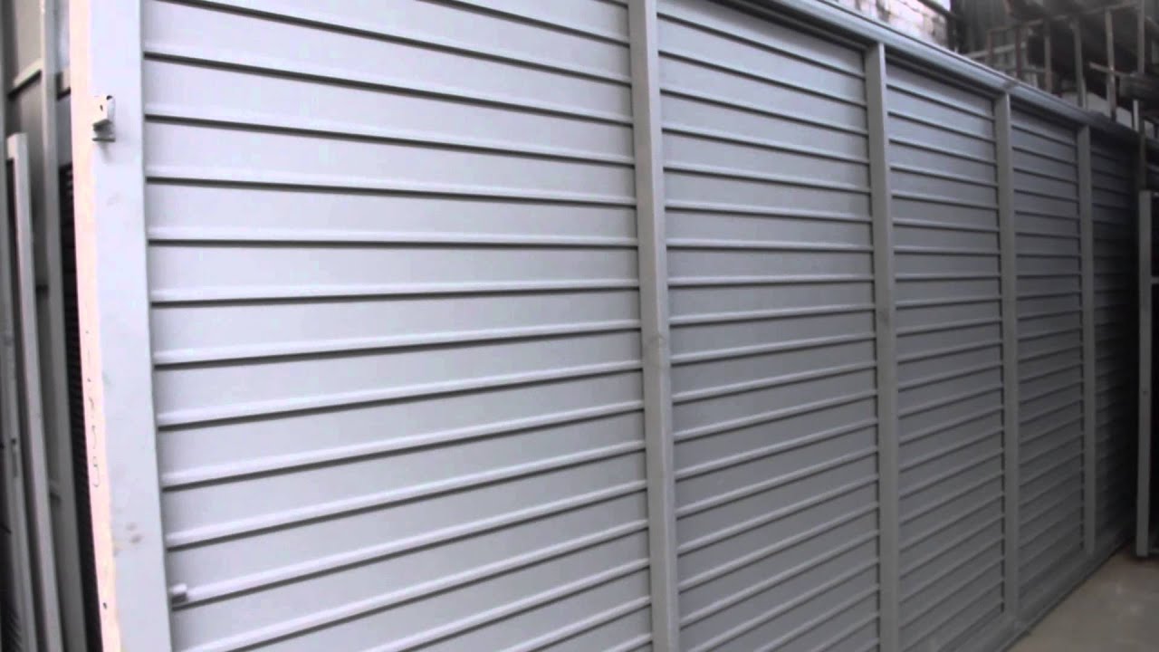Portão moderno em chapa horizontal grande 8 metros– Estrutura reforçada – Técnica para fabricação
