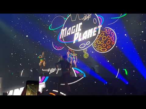 We Magic Planet Madrid Pride Festival 2018 gogo dancers show