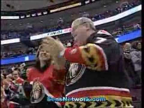 Alfredsson's (300th career) goal vs Atlanta - Nov 1